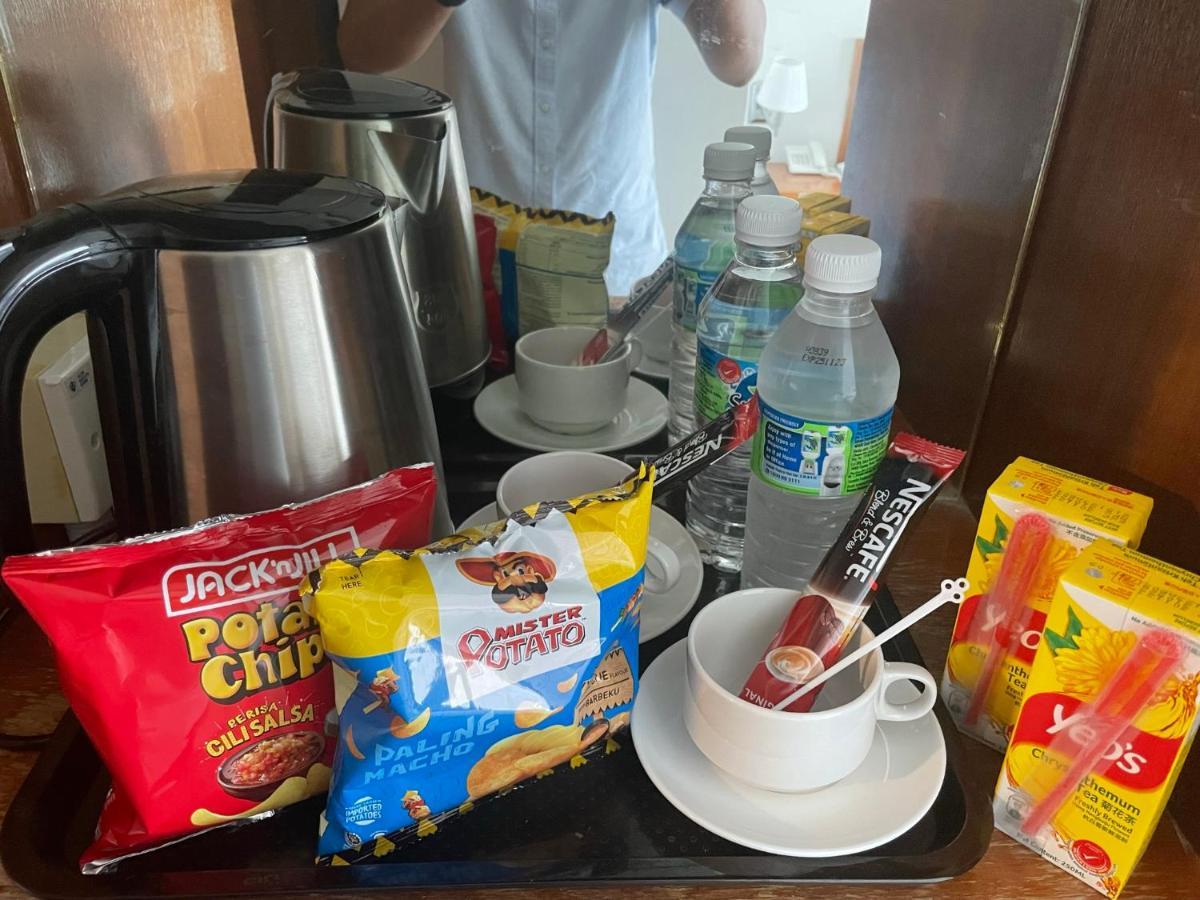Putra Brasmana Hotel Куала Перлис Екстериор снимка